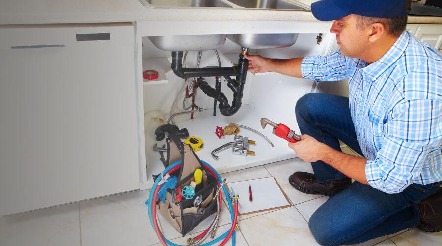 Local expert plumbing services in Castaner, PR